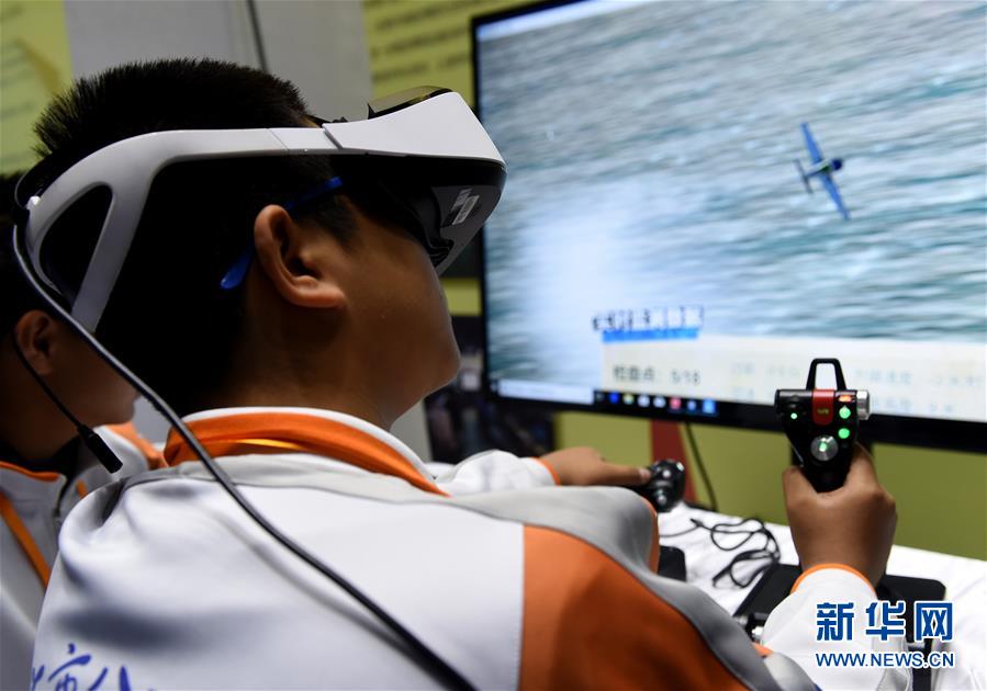 （習近平的小康故事·圖文互動）（5）“文明其精神，野蠻其體魄”——習近平同少年兒童的故事